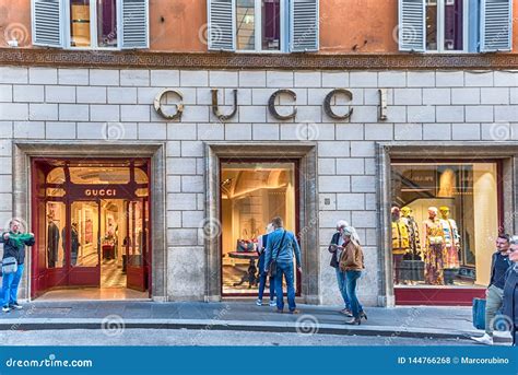 negozio gucci rome|gucci italy website.